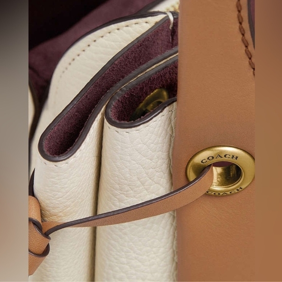 Coach Cream and Tan Women's Tote Bag - Picture 6 of 8